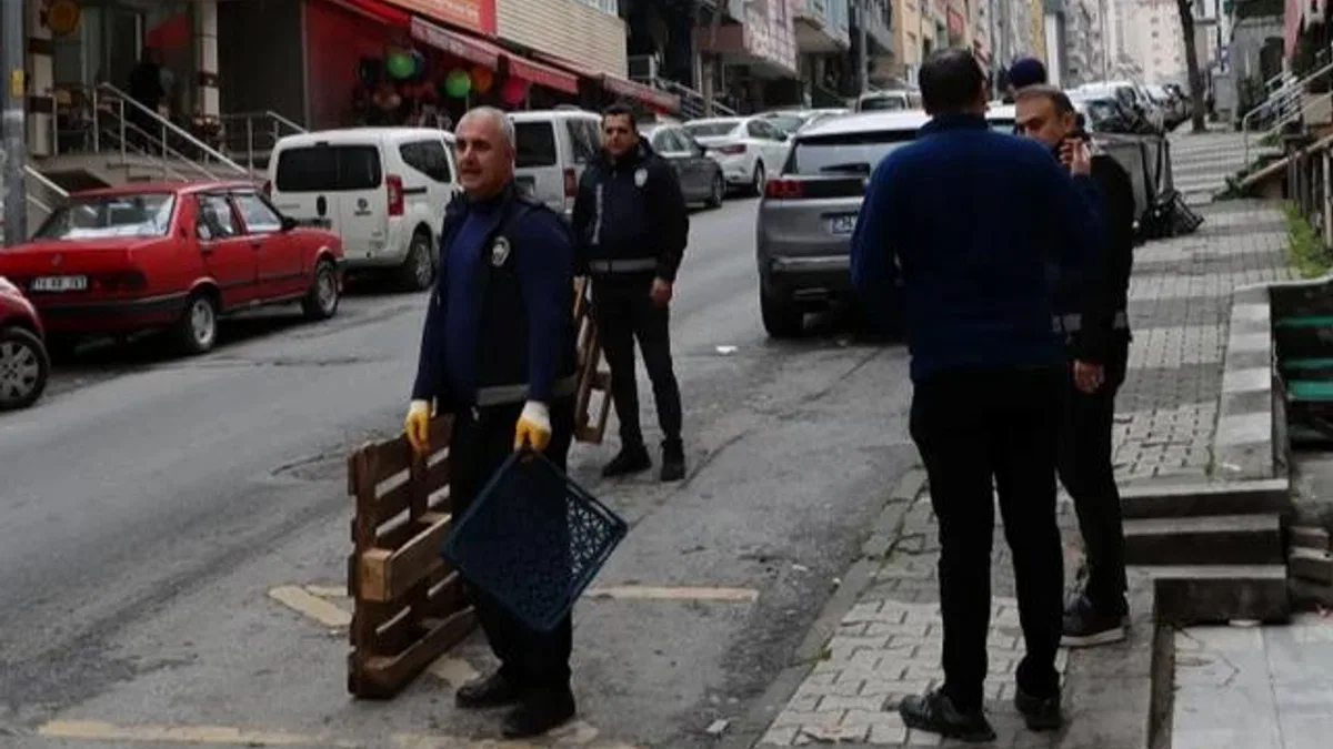 İstanbul Maltepe’deki işgallere zabıta müdahalesi sürüyor