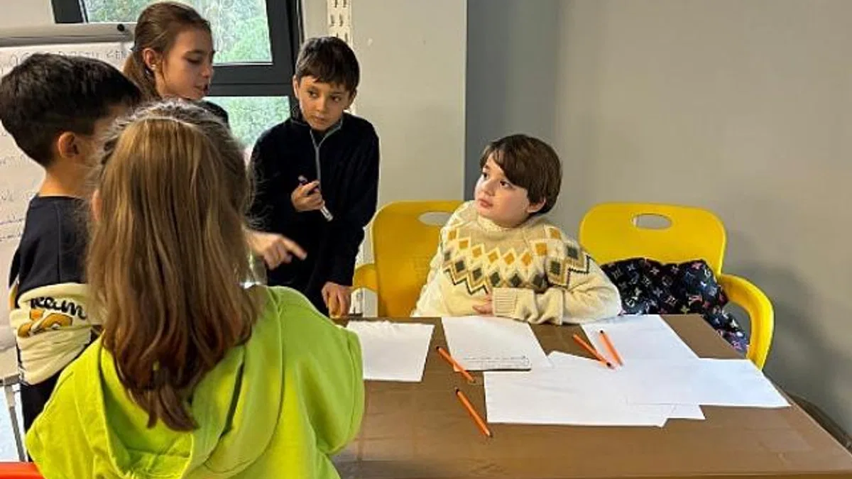İzmir Çocuk Meclisi’nde seçim heyecanı