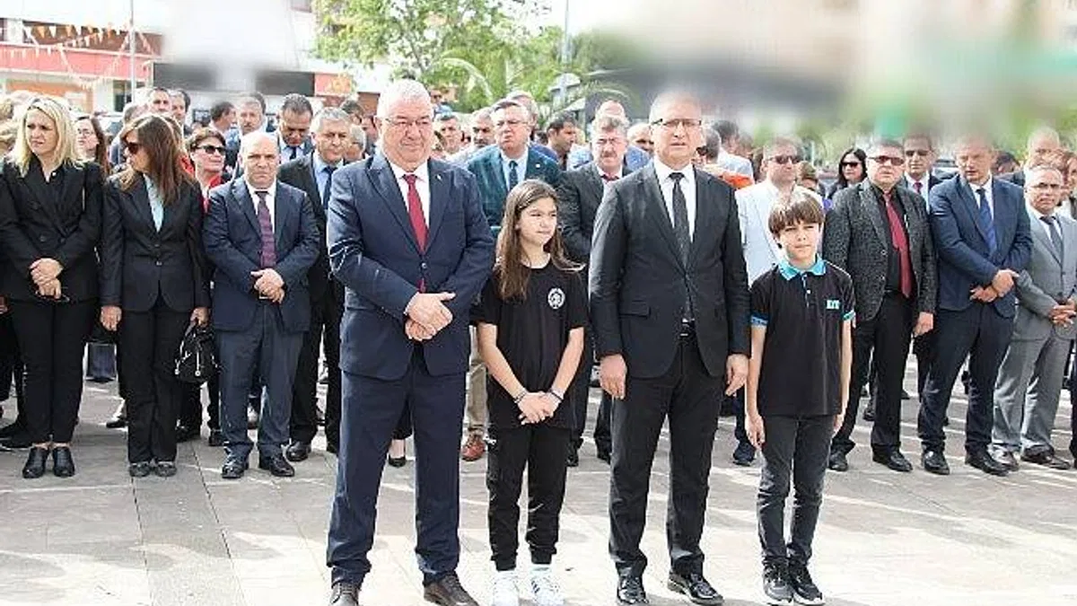 Edremit’te 23 Nisan törenlerle kutlandı