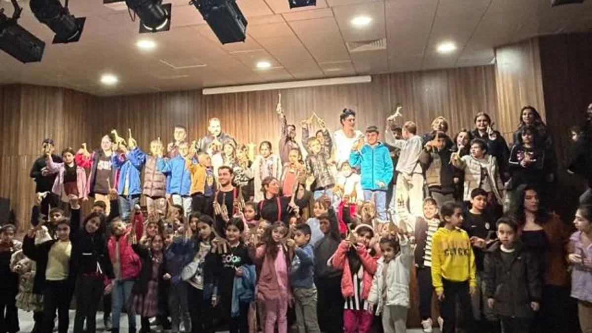 Dayanışma Noktaları çocukları sinema ve tiyatroyla buluşturdu