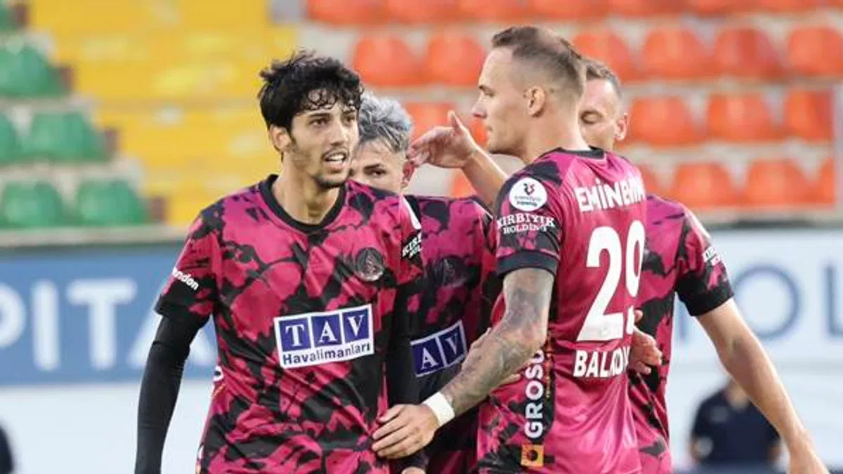 Corendon Alanyaspor 2-0 Net Global Sivasspor (Maç Sonucu)