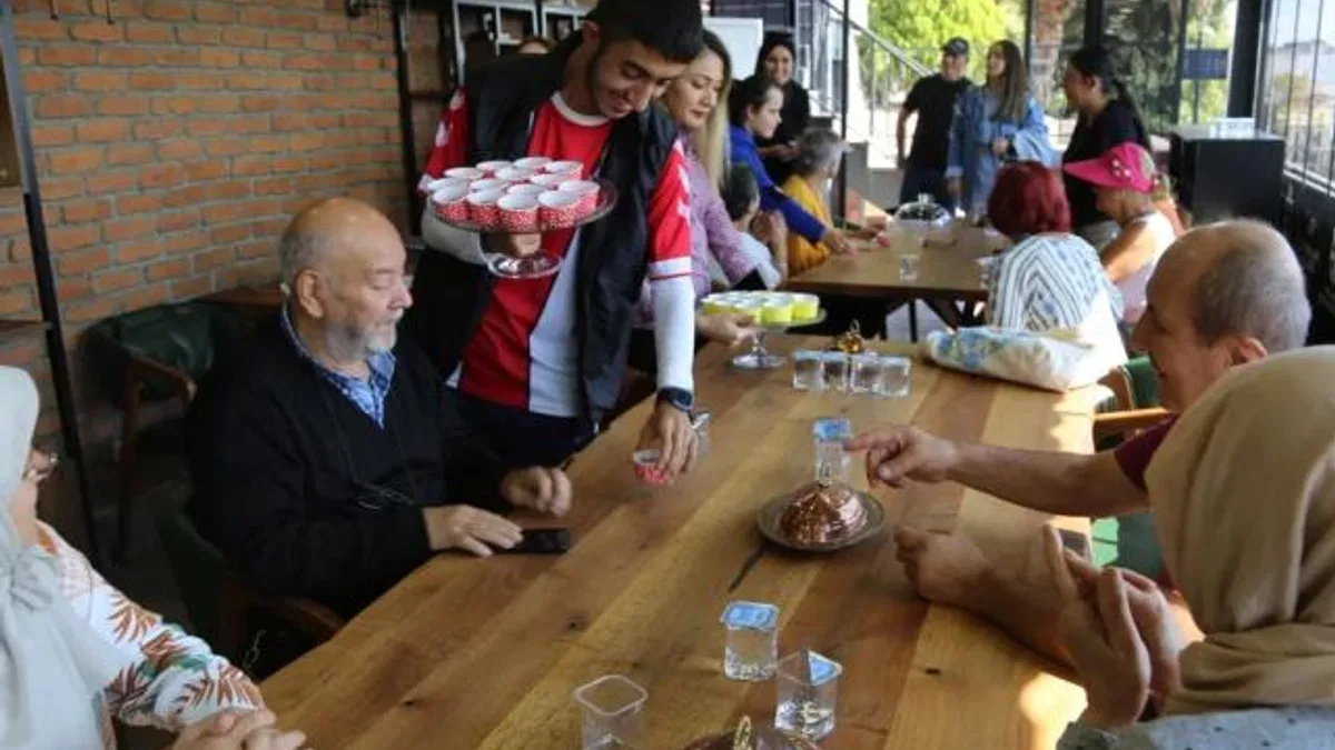 Kocaeli’de Yaşlılar Günü’ne özel kutlama