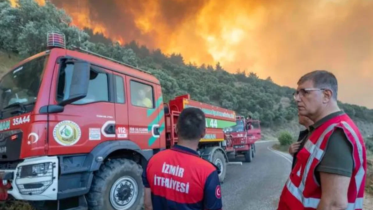 İzmir yangınlarla savaşıyor… İzmir’in ateşle imtihanı