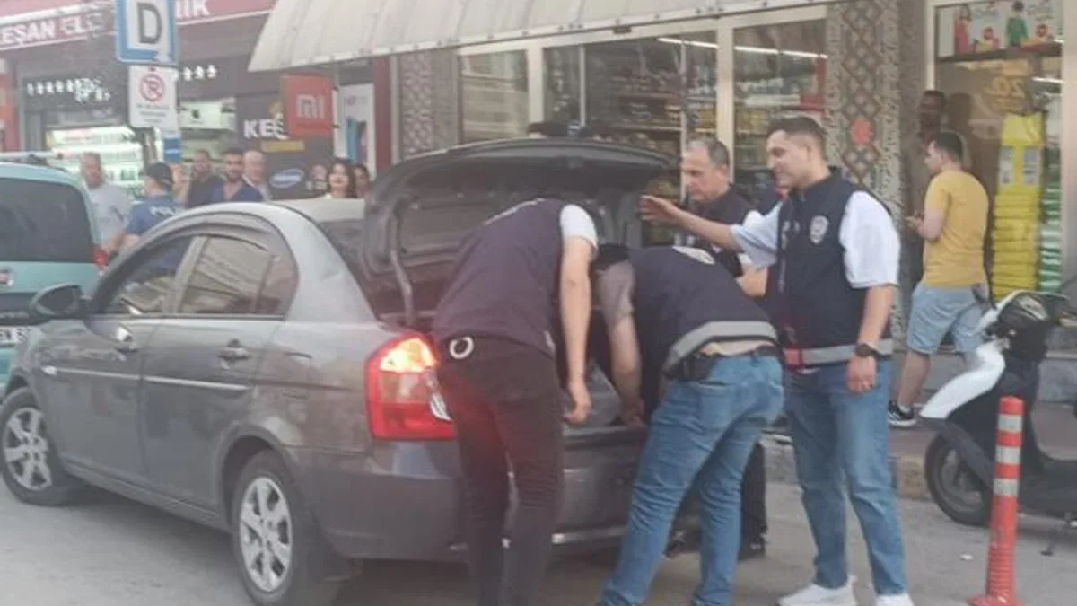 Keşan’da şok uygulamada uyuşturucu ve göçmen kaçakçısı yakalandı