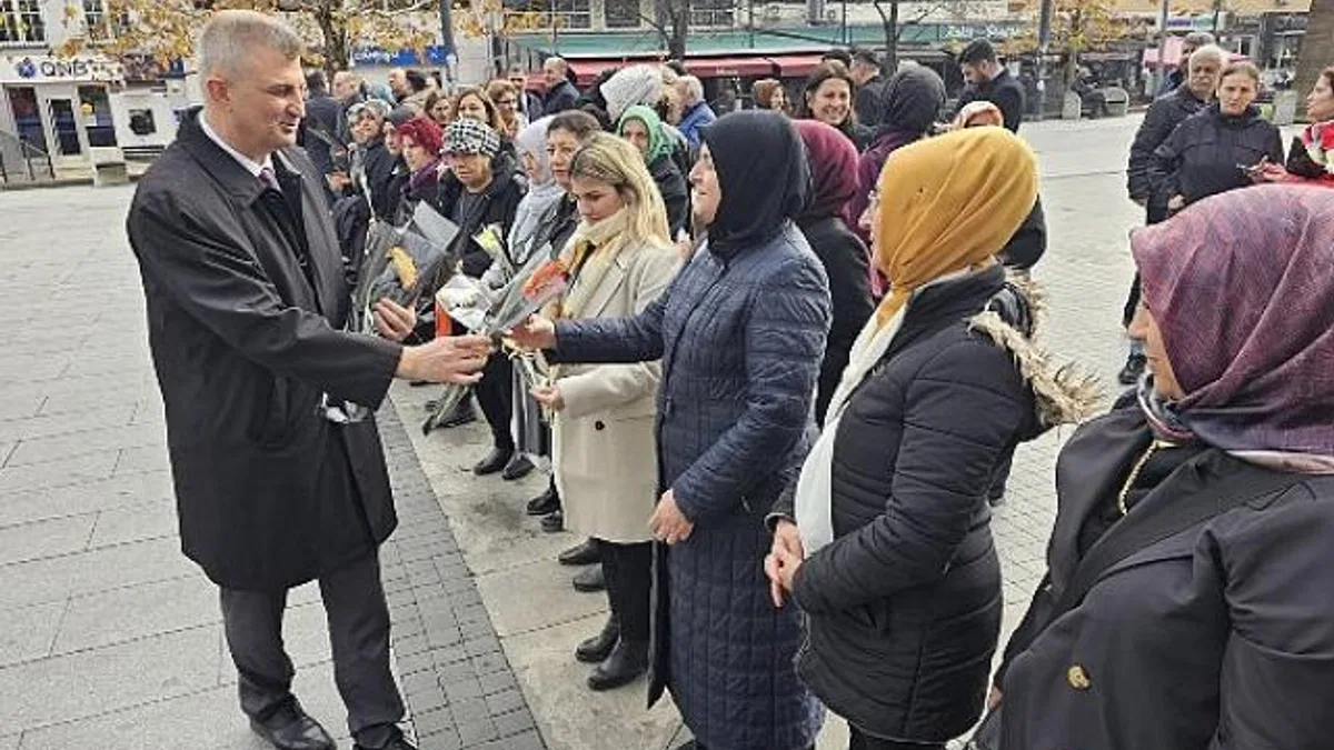 Dünya Kadın Hakları Günü Gölcük’te Kutlandı