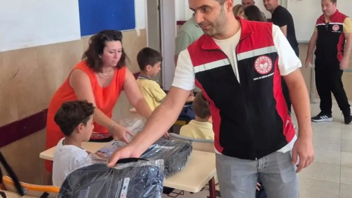 İzmir’de kırsal öğrencilere ‘Tarım’dan eğitim desteği