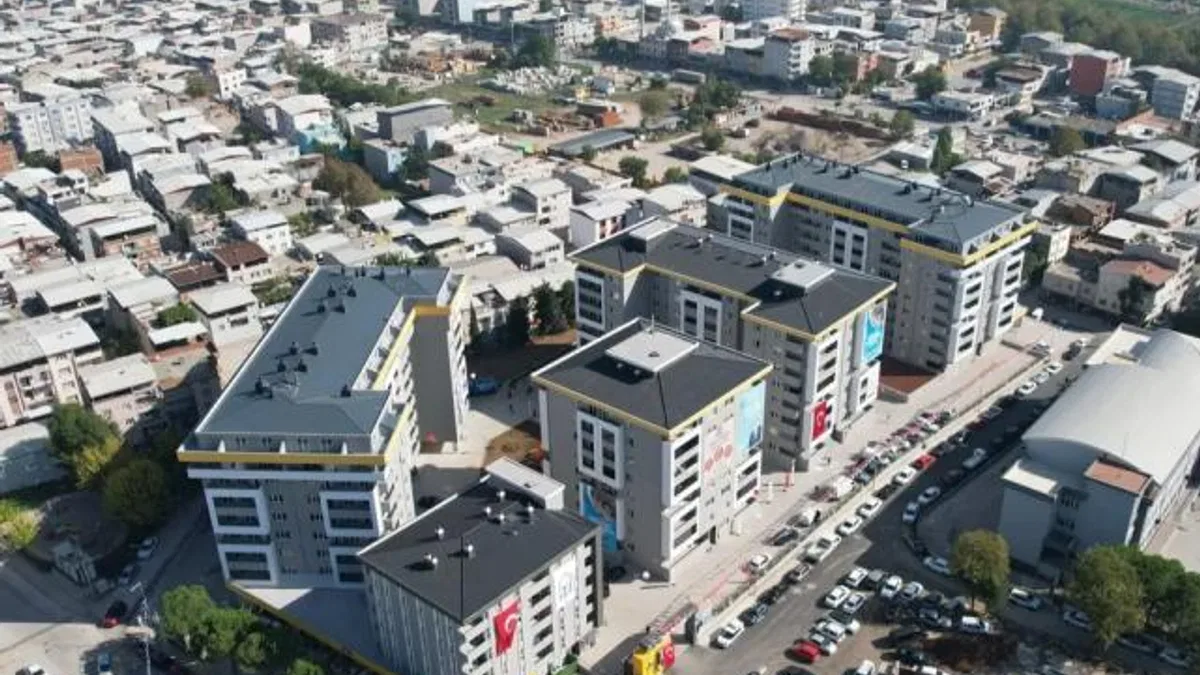 Bursa Yıldırım Çınarönü dönüşümünde yeni yaşam başladı