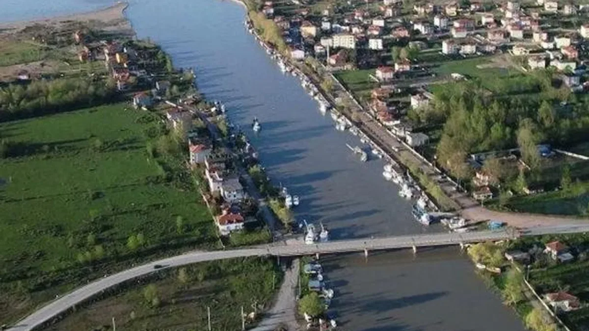 Başkan Alemdar Sakarya’da sahil düzenlemesiyle ilgili konuştu