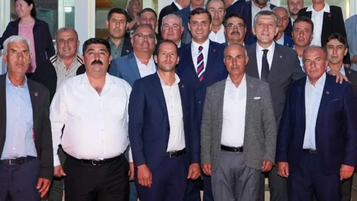 Başkan Zeyrek Köprübaşı’nda muhtarlarla buluştu