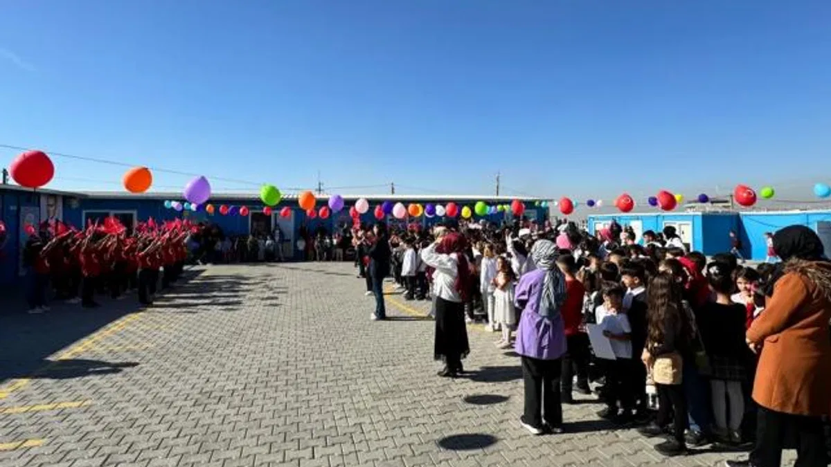 Umut Konteyner Kent İlk ve Ortaokulu’nda 29 Ekim Cumhuriyet Bayramı kutlandı