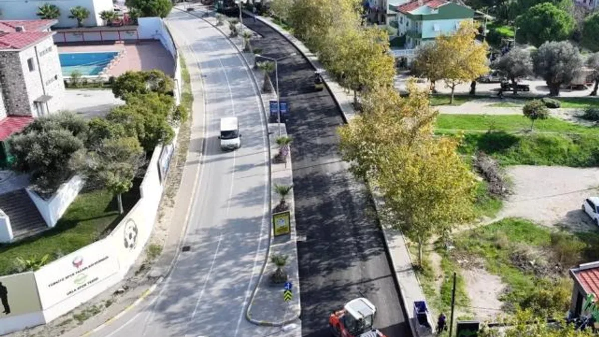 İzmir’de Urla’ya iki caddeye yeni çehre