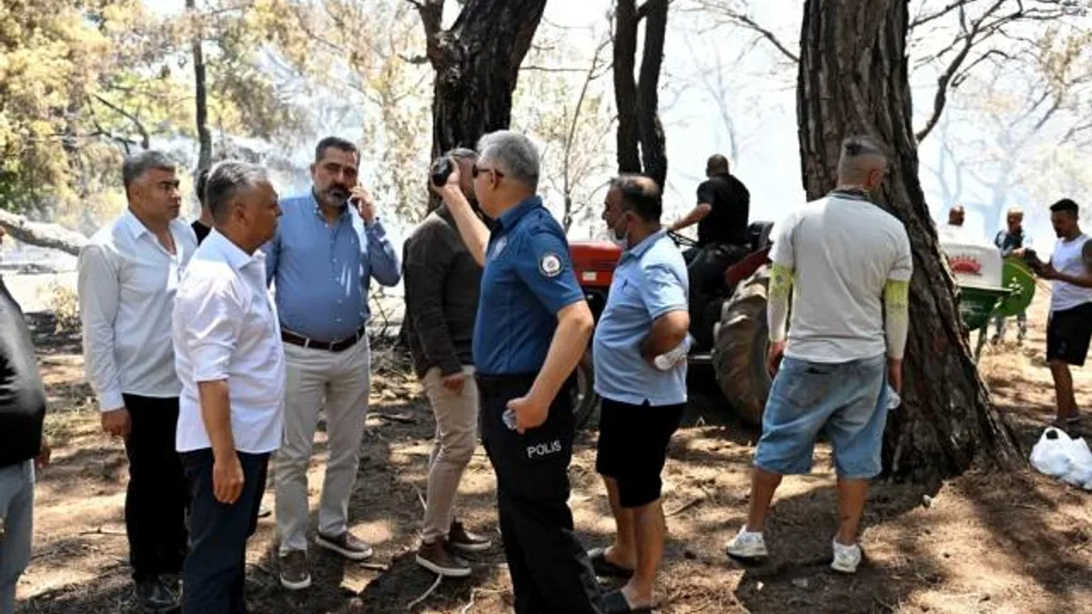 Muratpaşa Belediyesi’nden orman yangınına yoğun destek