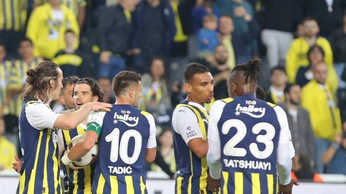 Fenerbahçe 3-0 Kayserispor (Maç Sonucu) Fenerbahahçe evinde kazandı, iddiasını sürdürdü!