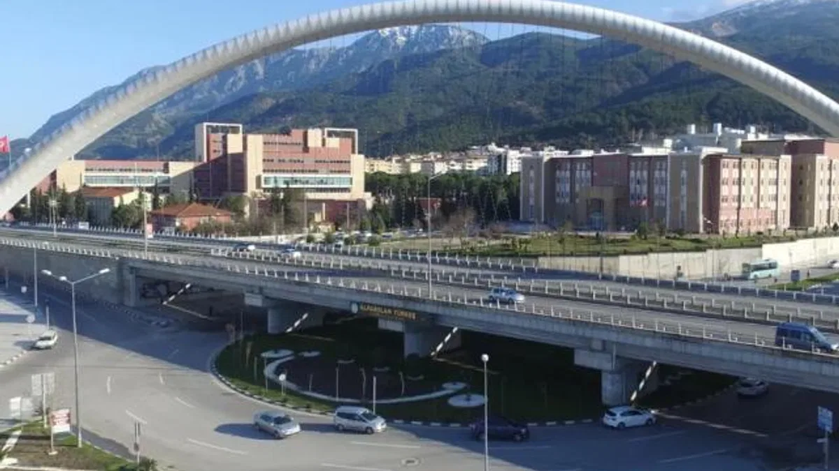 Manisa’nın duvarları genç sanatçılarla şekillenecek