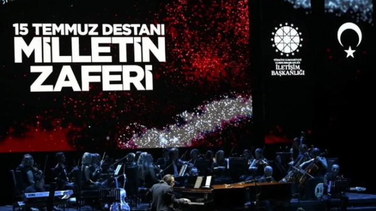 İletişim Başkanı Altun, Fahir Atakoğlu Konseri’nde konuştu