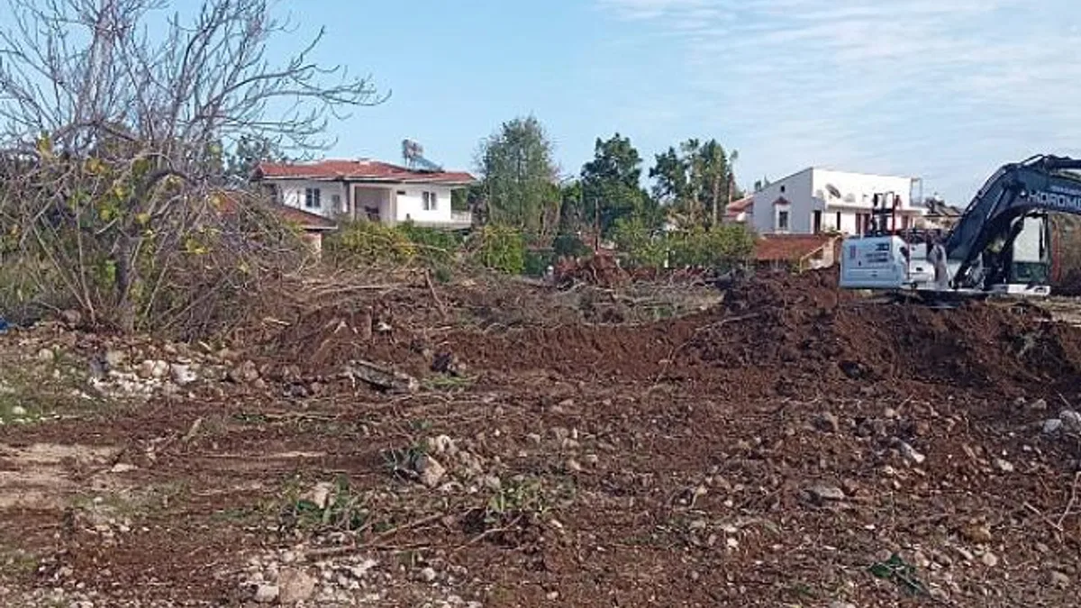 Tekirova Mahallesi’nde imar yolları açılmaya devam ediyor