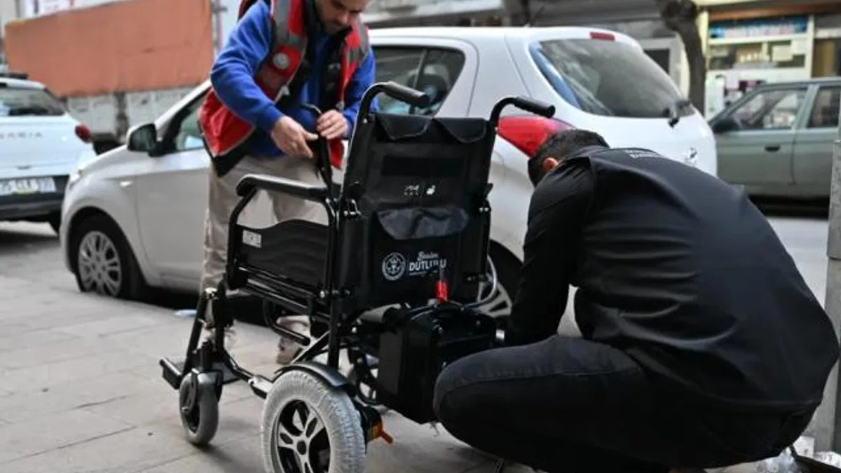 Manisa Büyükşehir’den engelli bireylere medikal destek
