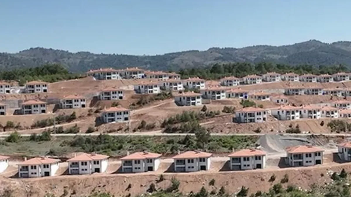Afet bölgesinin iki katlı köy evleri tamamlandı… İlk görüntüler Kahramanmaraş Bulanık Köyü’nden