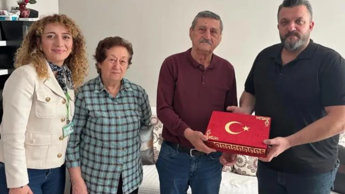 İzmit’ten Körfez’deki Kıbrıs Gazilerine vefa ziyareti