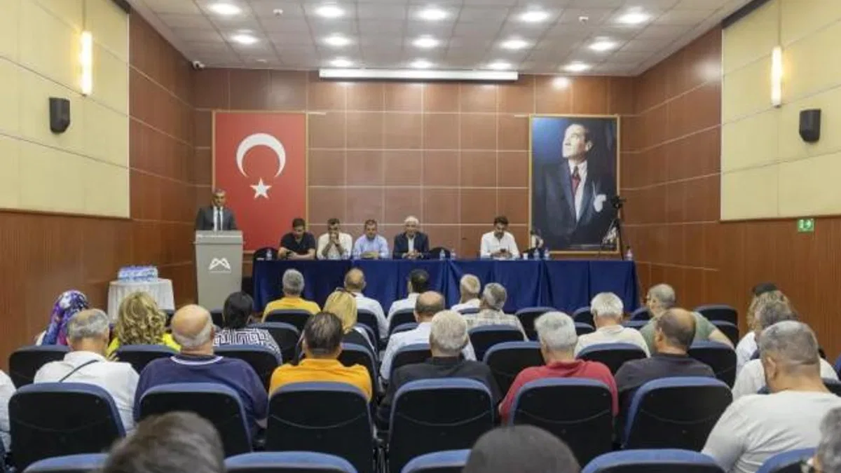 Mersin Büyükşehir’den Akdeniz’de muhtarlarla verimli istişare toplantısı