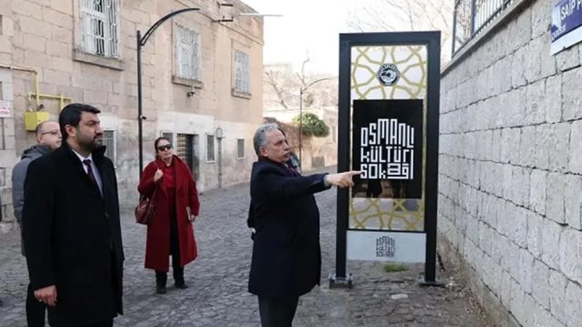 Kayseri Talas’ta Türkçe sokğaı çalışmaları hızlandı