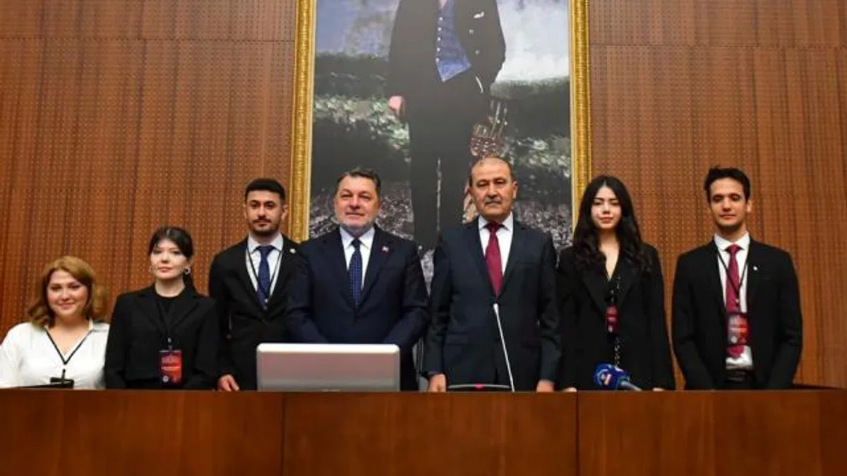 ABB Meclisi gençlere emanet edildi