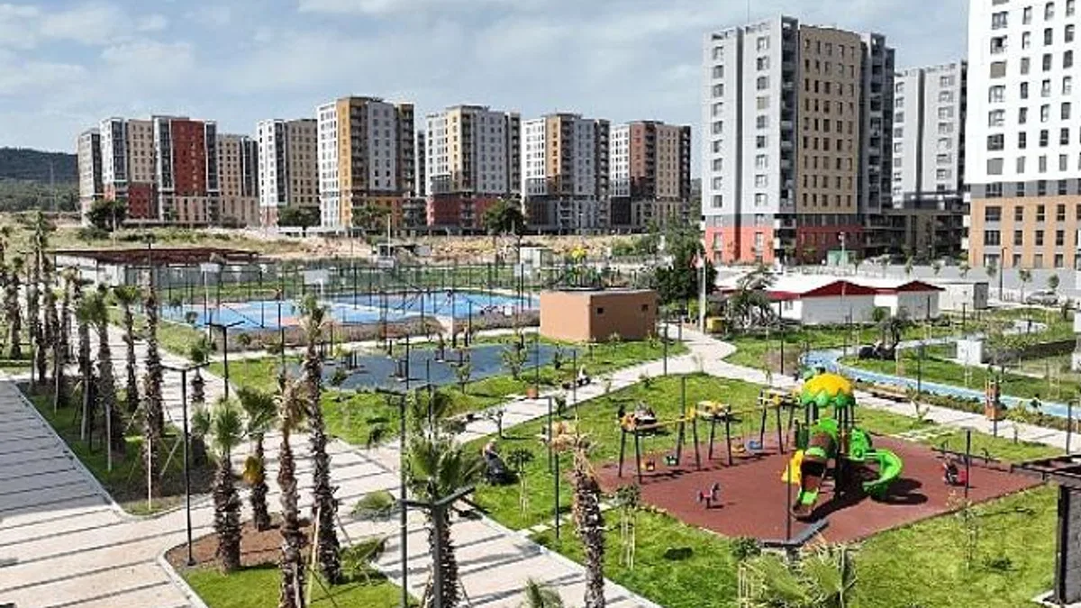 CHP Genel Başkanı Özgür Özel Antalya’da