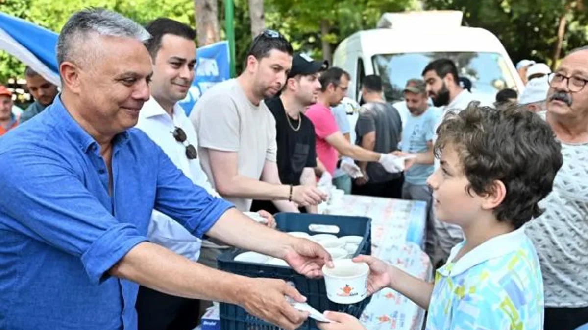 Muratpaşa’dan aşure ikramı