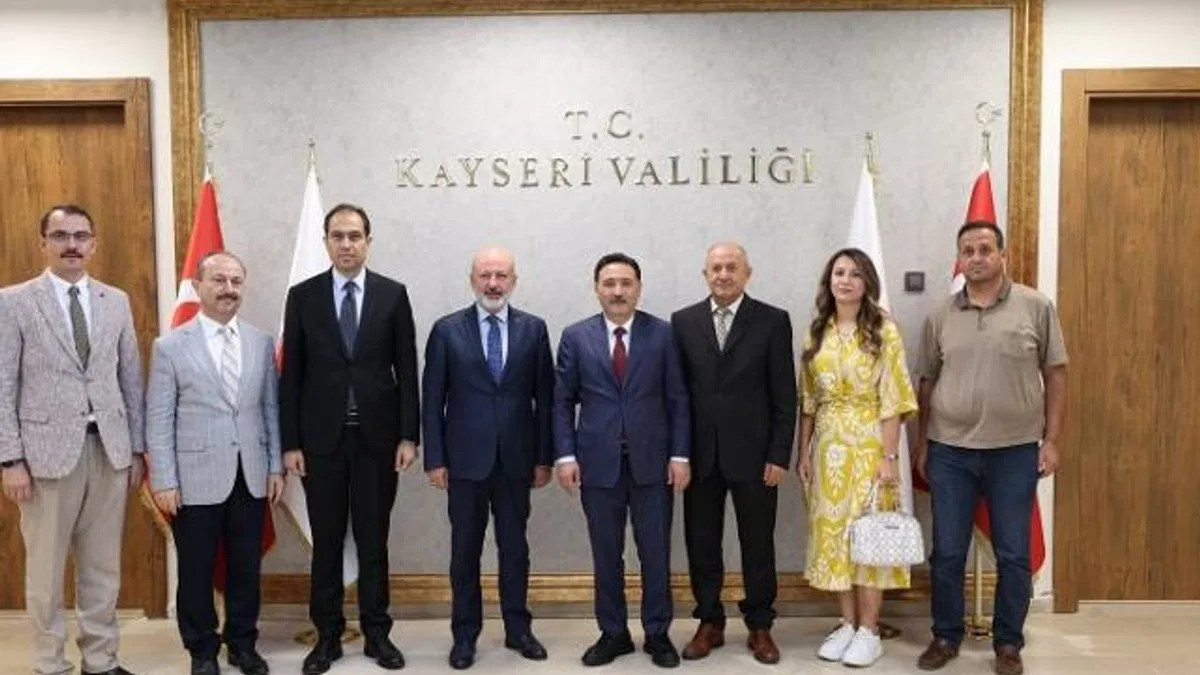 Başkan Çolakbayrakdar: “Kocasinan’ı her alanda kalkındırıyoruz”