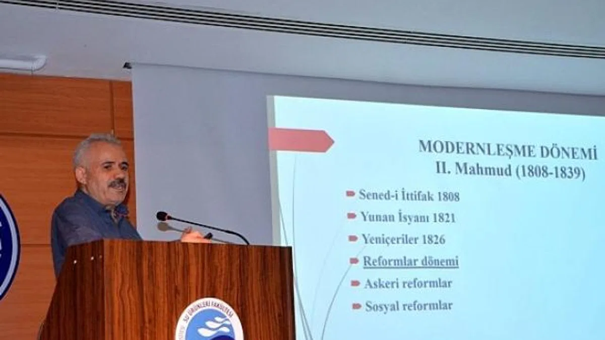 Öğr. Gör. Daşdemir, “Cumhuriyet’in önemini daima hatırlamamız gerekiyor”