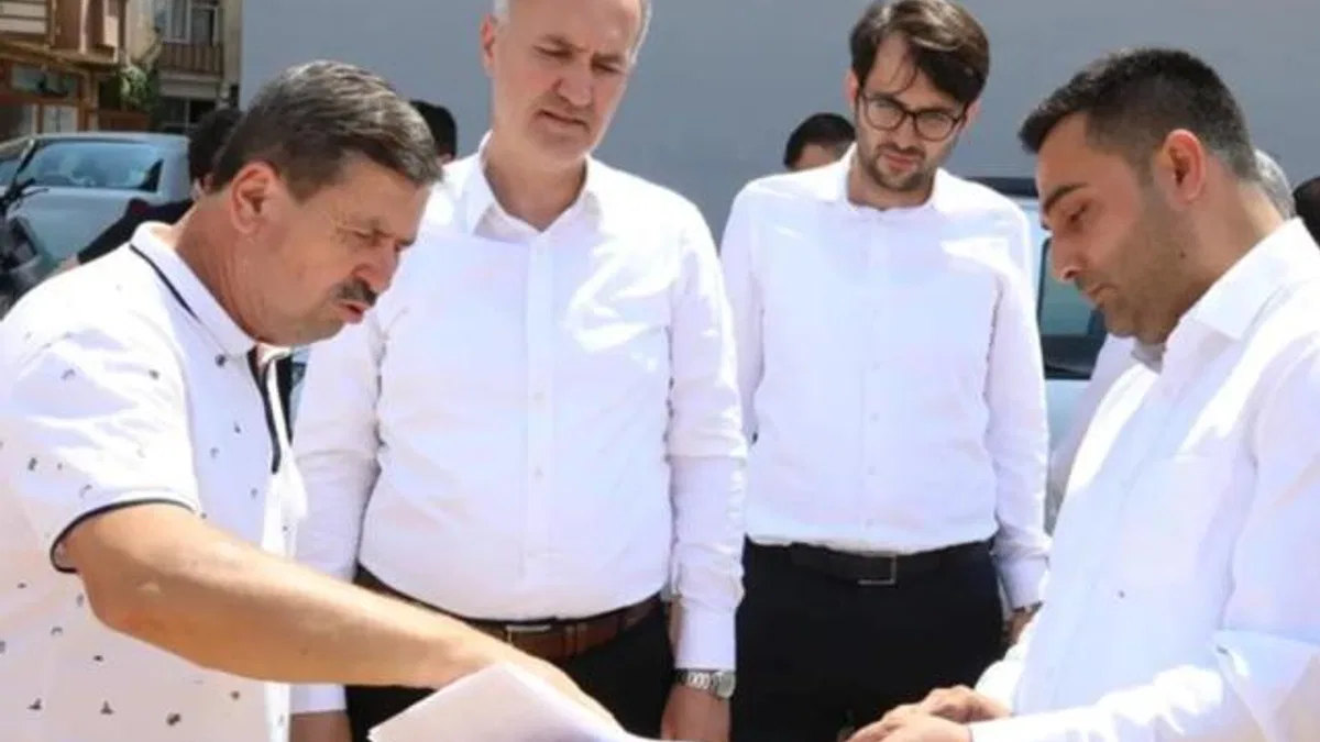 İnegöl’de atıl alanlar yıkılarak yeni ulaşım ağı oluşturuluyor