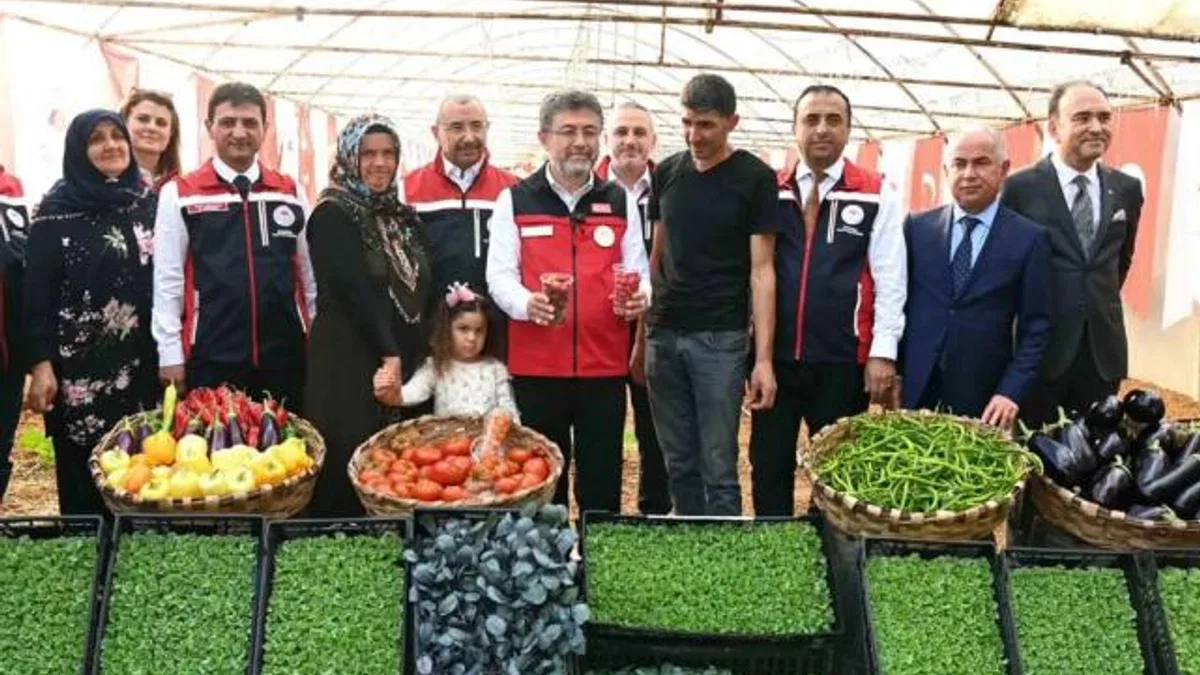 Bakan Yumaklı Şile’de üreticilerle buluştu