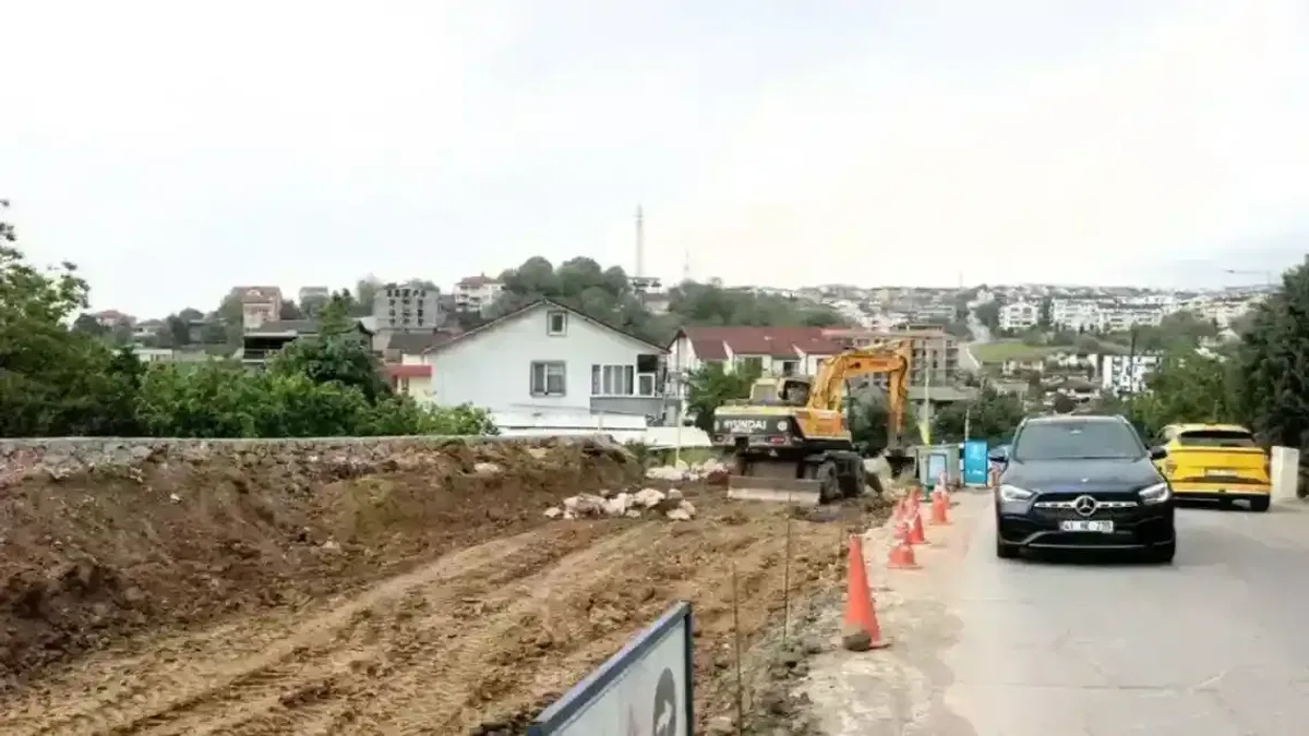 Başiskele’de Selahattin Eyyubi Caddesi genişliyor