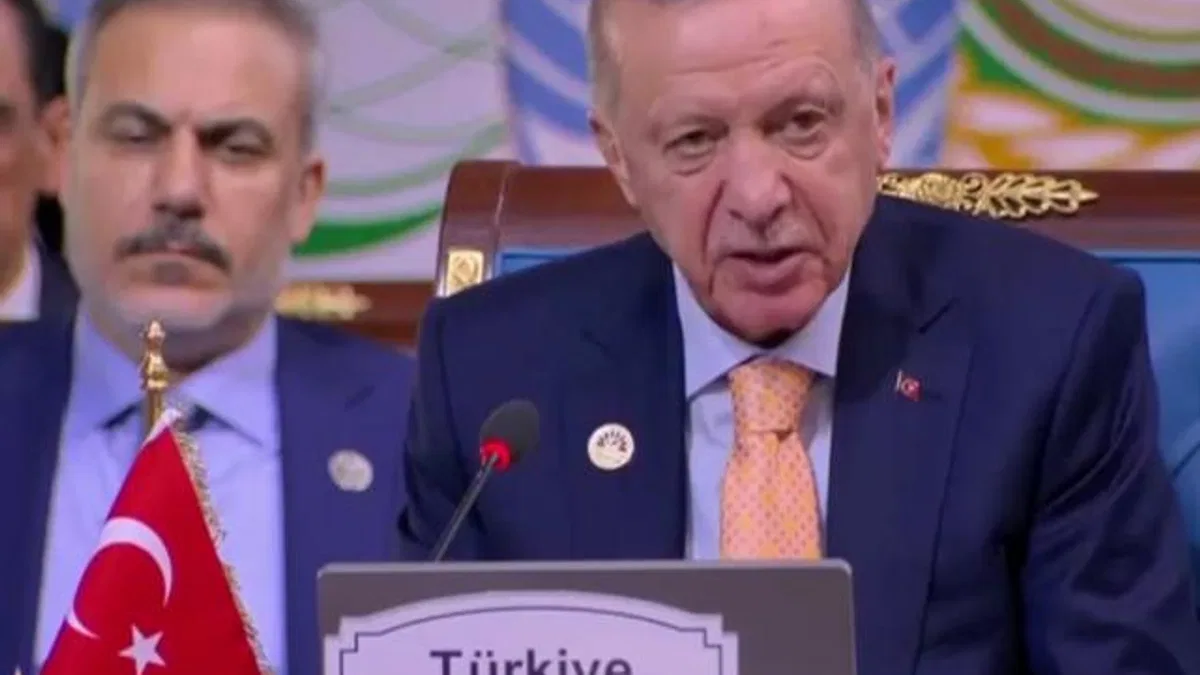 Erdoğan D-8’den mesaj verdi: Çok güçlü tepki vermeliyiz