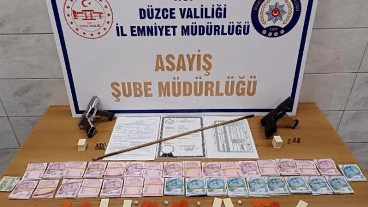 Düzce’de kumarhane baskını yapıldı
