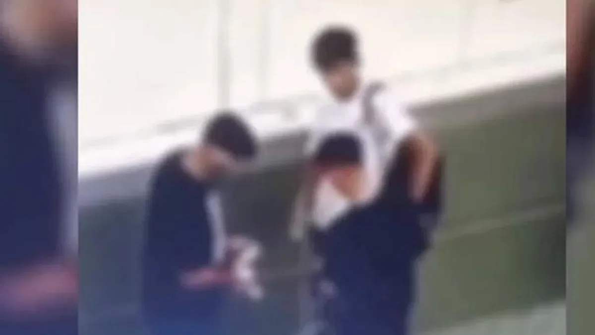 Esenyurt’ta yol keserek ‘haraç’ olayına karışan iki çocuk yakalandı