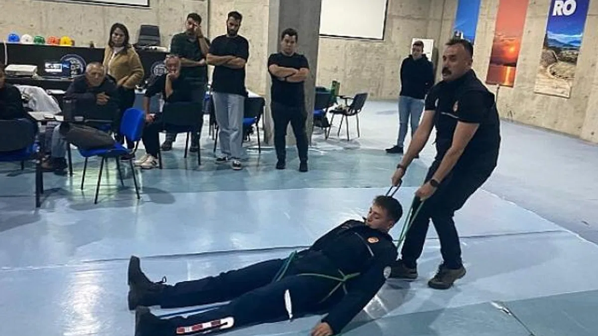 MUĞLA Büyükşehir Basın bülteni 2; Büyükşehir, Gönüllü İtfaiyeci Eğitimlerine Bodrum’da Devam Etti