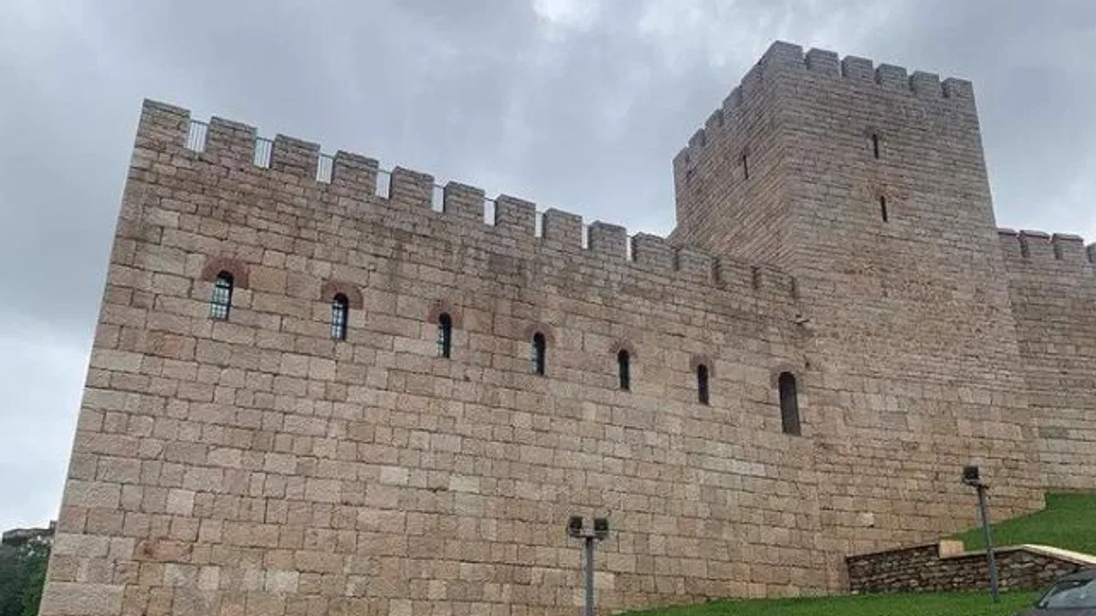 Bursa Zindan Kapı Müzesi, turistlerin ilgi odağı olmaya devam ediyor