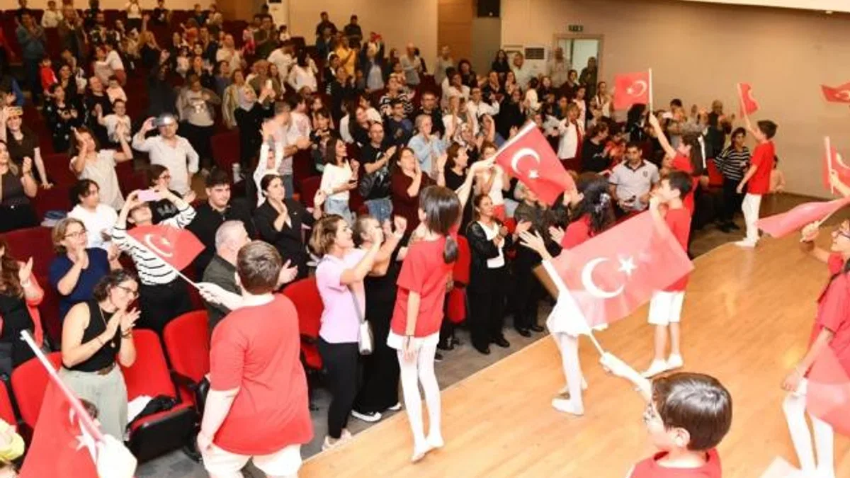 Çiğli’de “O’nun Sayesinde” duygu dolu anlar yaşattı