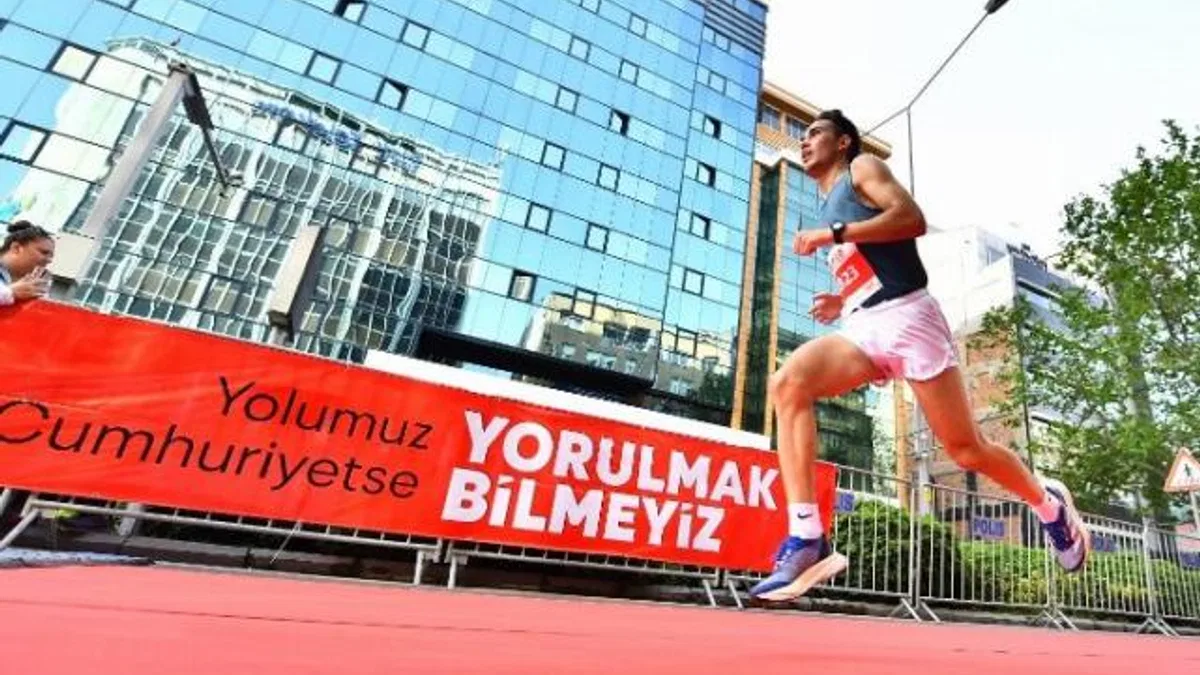 İzmir’in dört yanında bayram coşkusu