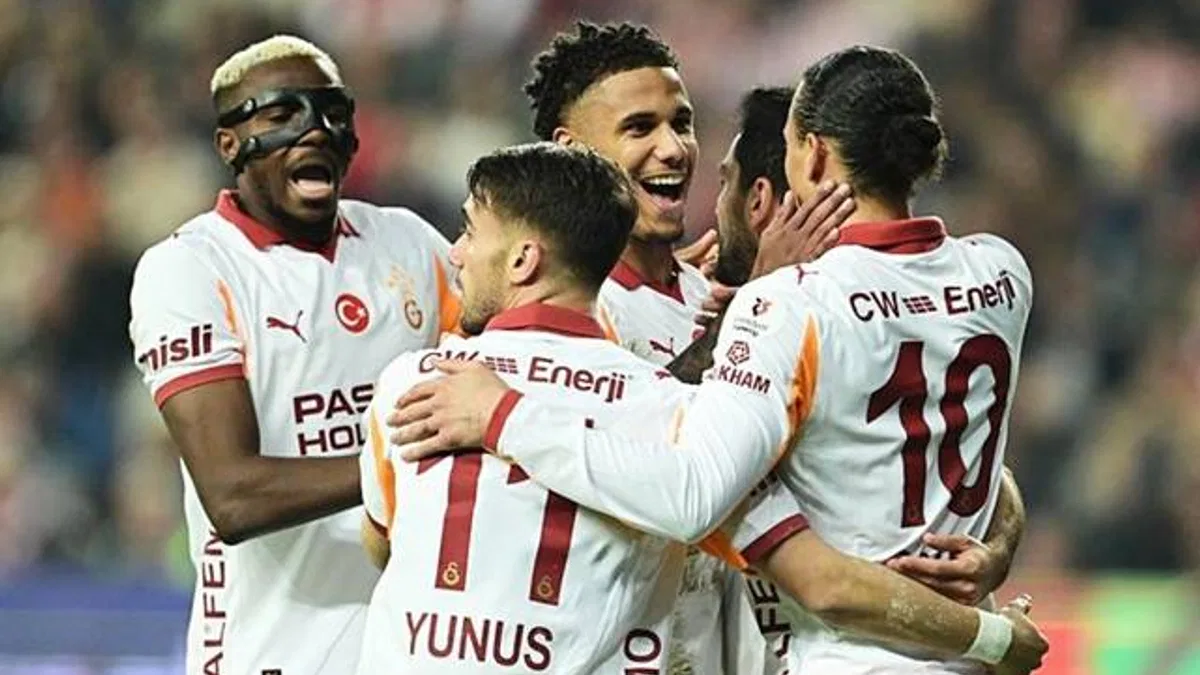 Antalyaspor 1-4 Galatasaray (Maç Sonucu) Cimbom Antalya’da hata yapmadı!
