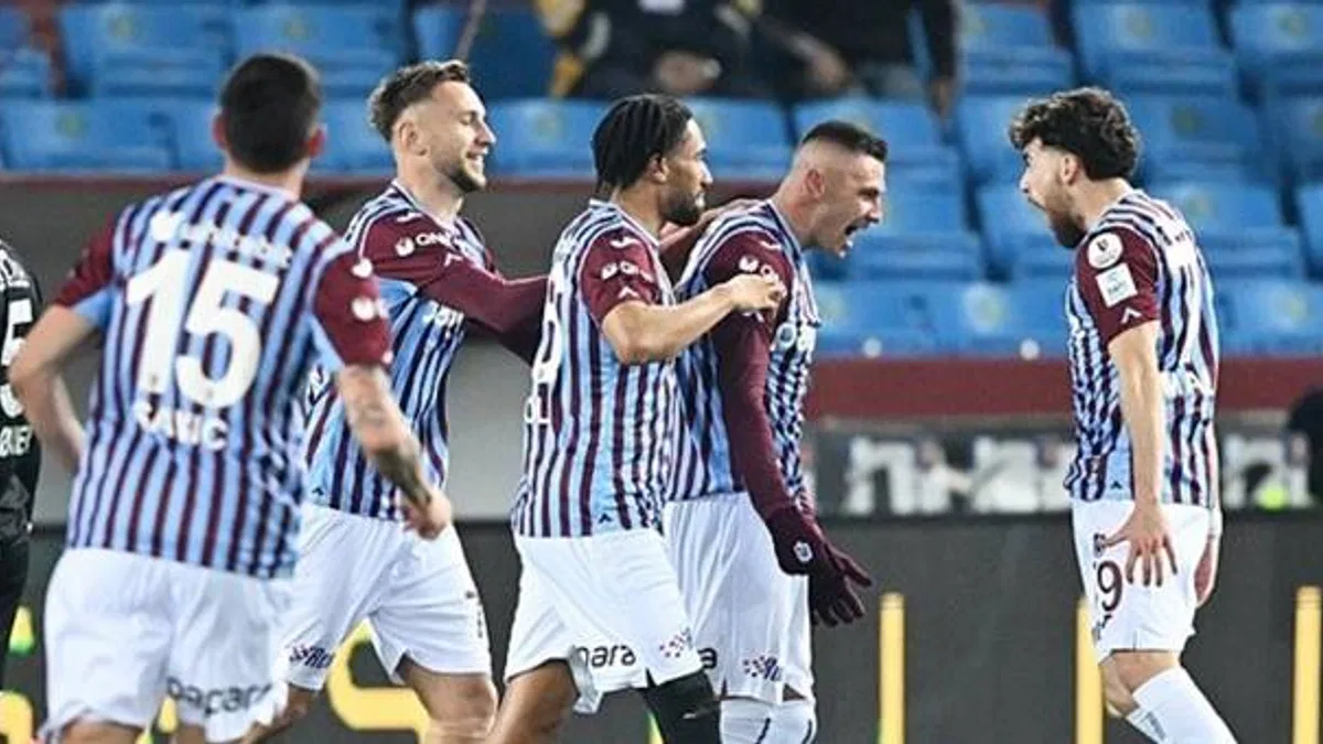 Trabzonspor 2-0 Çaykur Rizespor (Maç Sonucu) Fırtına evinde hata yapmadı!