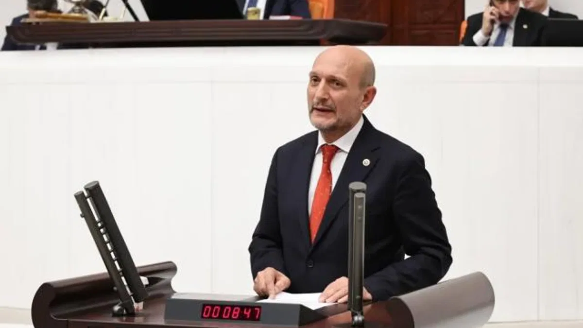 SP’li Atmaca’dan Bakan Uraloğlu’na ‘Bursa Raylı Sistem’ önergesi