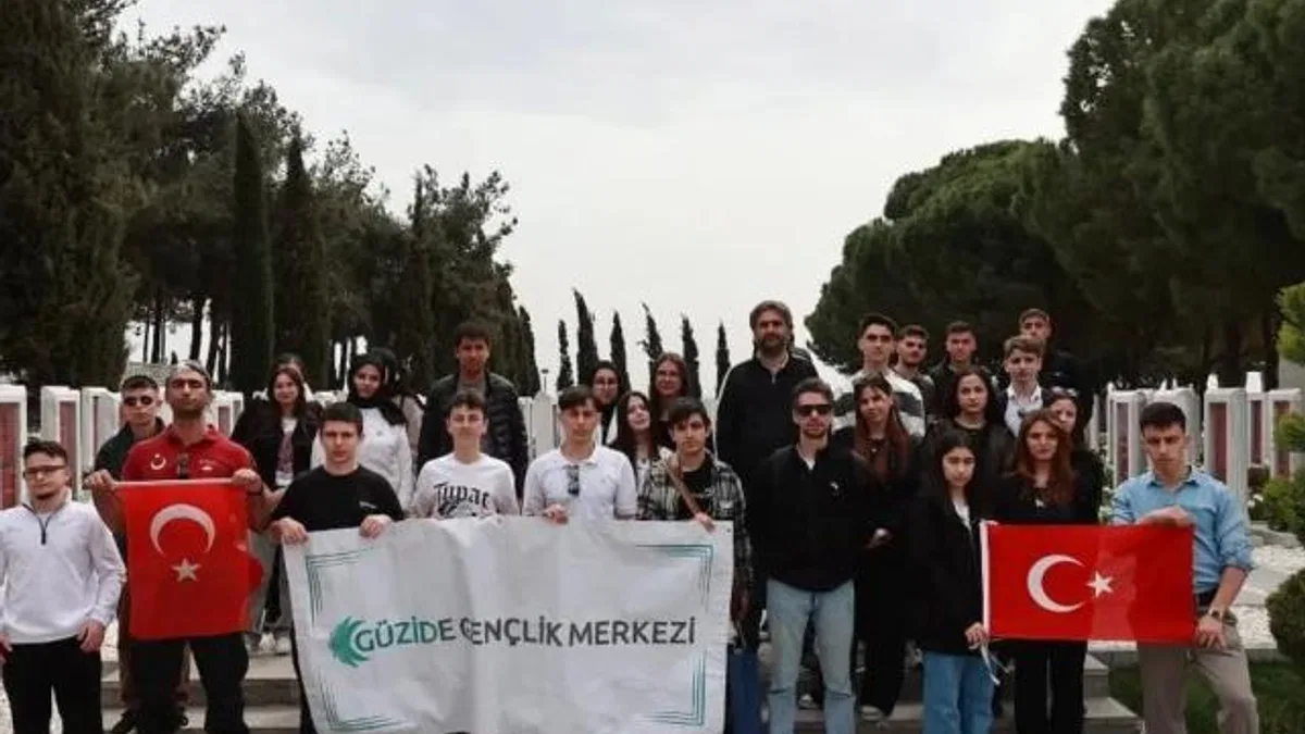 Gebze’den Çanakkale’ye giden sporcuları; “Güzide” gençler karşıladı