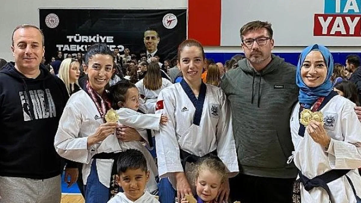 Gaziemir’in sporcuları madalyaları topladı