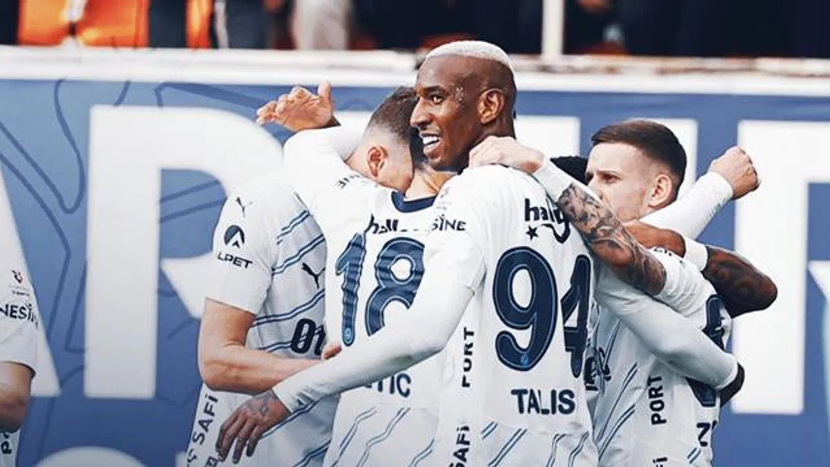 Corendon Alanyaspor 0-2 Fenerbahçe (Maç Sonucu) Fener, Alanya’da 3 puanı ilk yarıda kaptı!