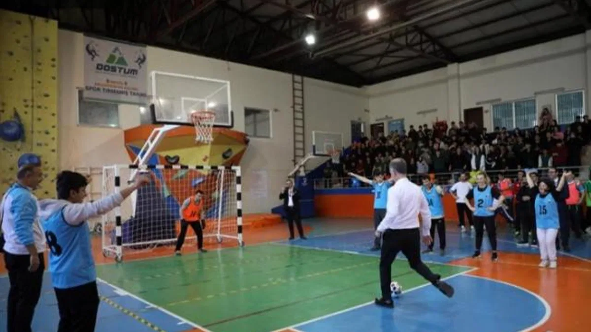 İnegöl protokolü engelliler için sahaya çıktı