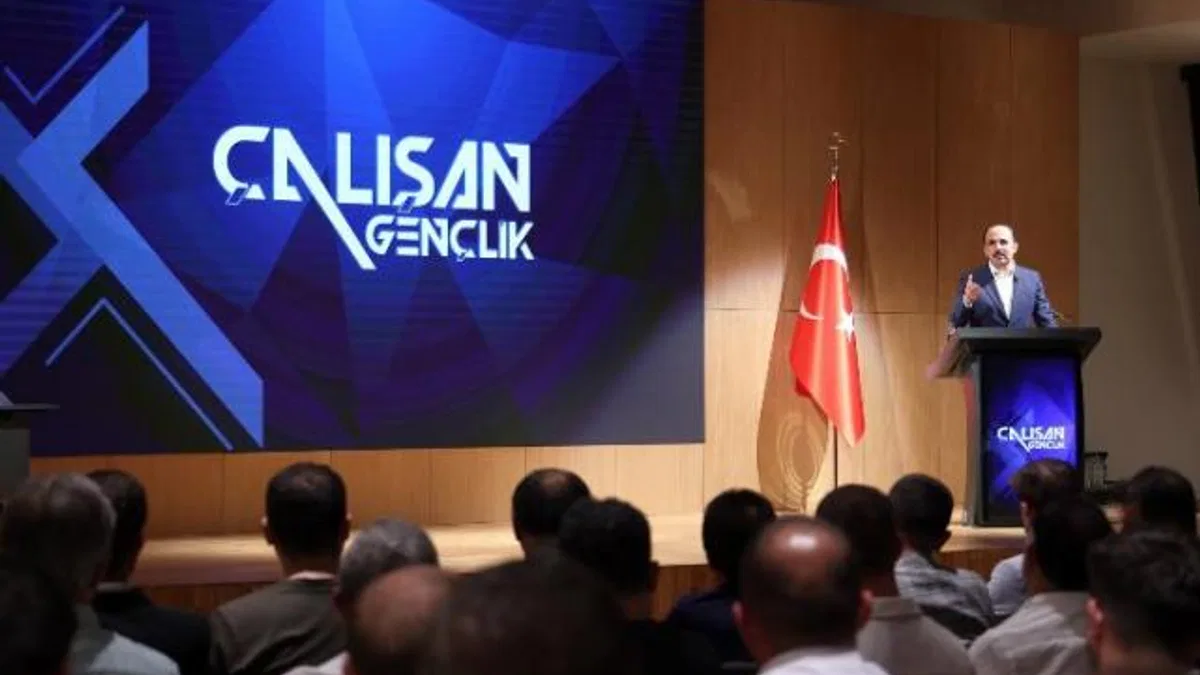 Başkan Altay ‘Çalışan Gençlik Meclisi’nde