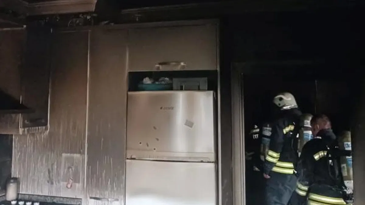 Sivas’ta yangında mahsur kalan kişiyi itfaiye kurtardı