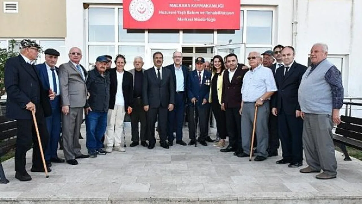 Yaşlılarımıza Sahip Çıkarak Onların Hayatlarını Kolaylaştırmak İçin Var Gücümüzle Çalışacağız